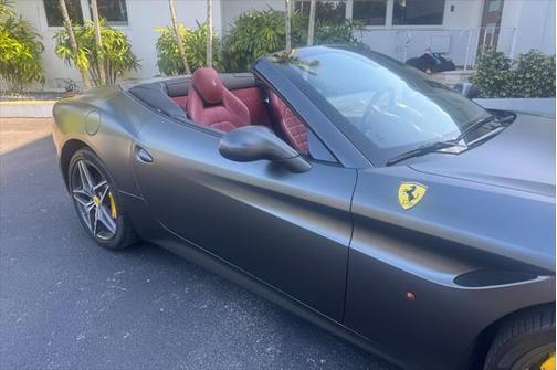 2016 Ferrari California T