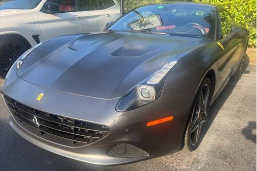 2016 Ferrari California T
