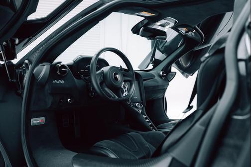 2019 McLaren 720S Base