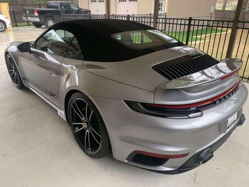 2022 Porsche 911 Turbo S