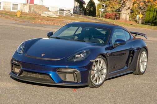 2022 Porsche 718 Cayman GT4