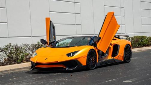 2017 Lamborghini Aventador LP750-4 Superveloce