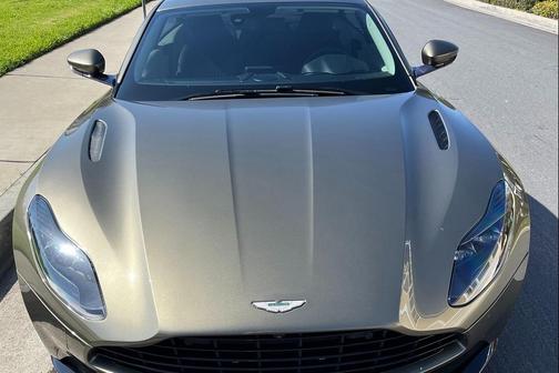 2018 Aston Martin DB11 V8