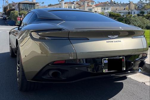 2018 Aston Martin DB11 V8