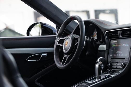 Guards Red 2018 Porsche 911 GT3