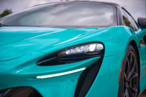 Tokyo Cyan 2025 McLaren Artura Convertible