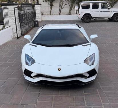 2018 Lamborghini Aventador S LP 740-4 S