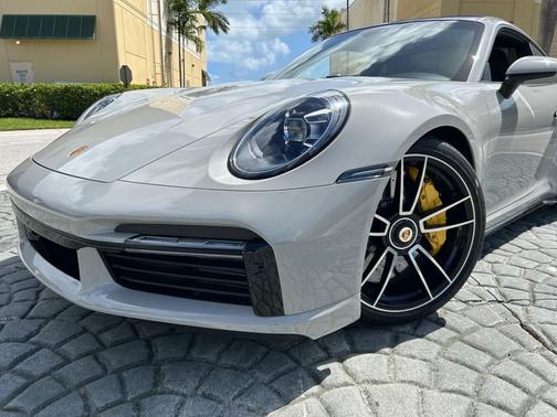 2022 Porsche 911 Turbo S