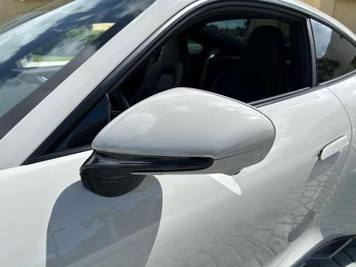 2022 Porsche 911 Turbo S