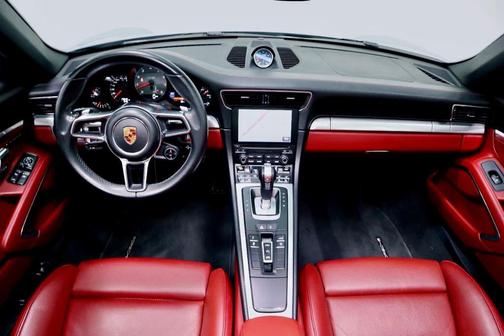 2017 Porsche 911 Carrera 4S Cabriolet