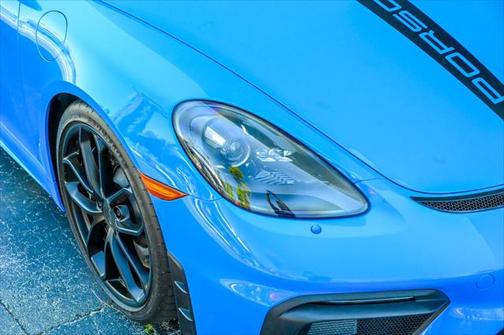 2023 Porsche 718 Cayman GT4