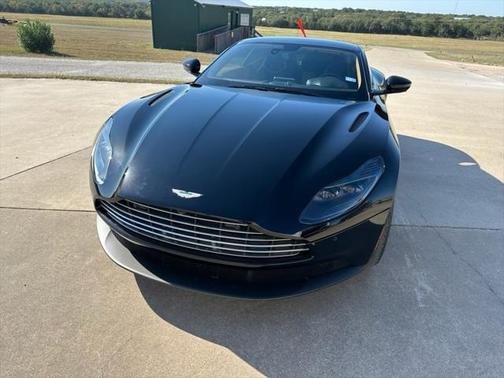 2020 Aston Martin DB11 V8