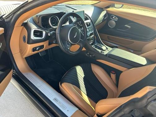 2020 Aston Martin DB11 V8