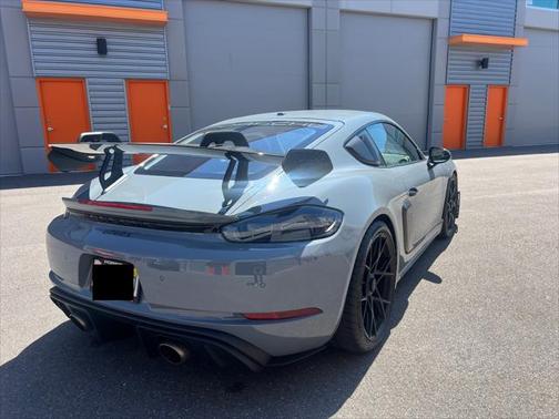 2024 Porsche 718 Cayman GT4 RS