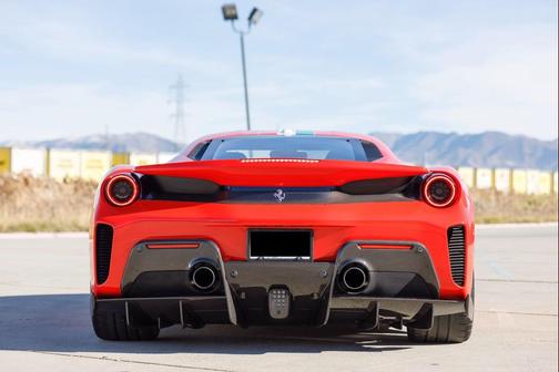 2020 Ferrari 488 Pista Base