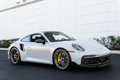 2025 Porsche 911 Turbo S