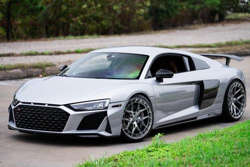 2022 Audi R8 5.2 V10 performance
