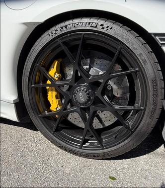 2024 Porsche 718 Cayman GT4 RS