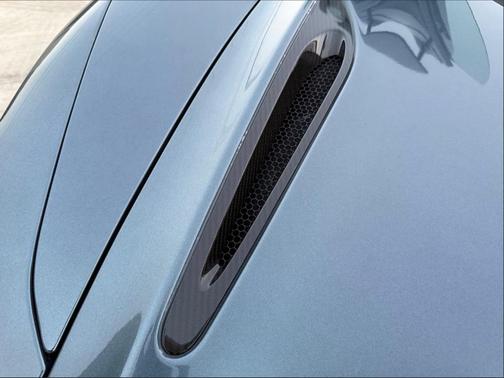 2020 McLaren 720S Base