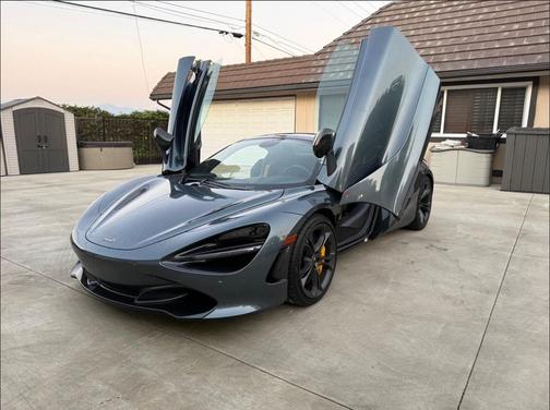 2020 McLaren 720S Base