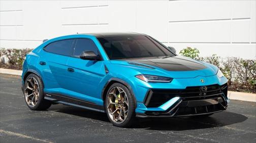 2023 Lamborghini Urus Performante