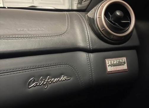2010 Ferrari California Base