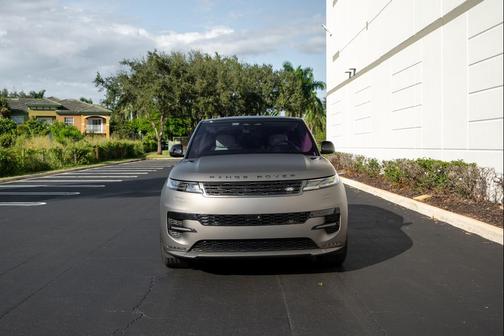 2023 Land Rover Range Rover Sport First Edition