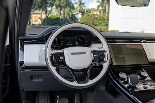 2023 Land Rover Range Rover Sport First Edition