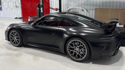2025 Porsche 911 Carrera