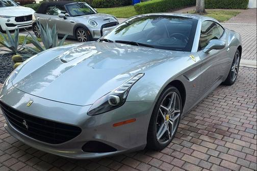 2017 Ferrari California T