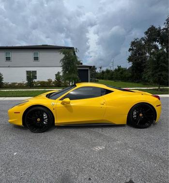 2012 Ferrari 458 Italia Base