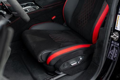 2024 Lamborghini Urus Performante