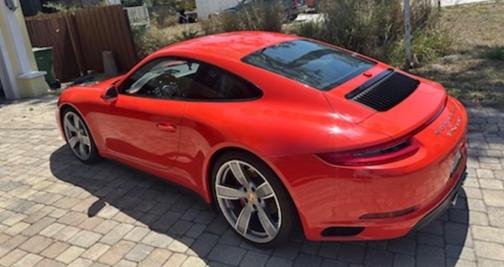 2019 Porsche 911 Carrera 4S