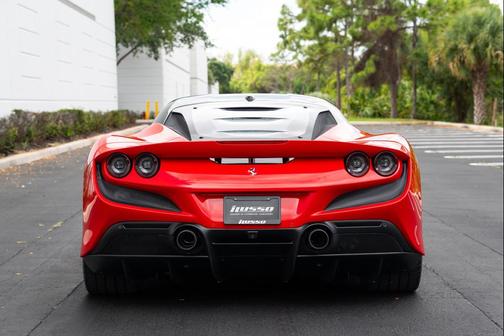Rosso Corsa 2022 Ferrari F8 Tributo Base