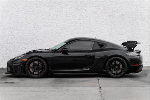 2024 Porsche 718 Cayman GT4 RS
