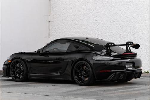 2024 Porsche 718 Cayman GT4 RS
