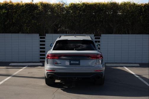 Nardo Gray 2023 Audi RS Q8 4.0T