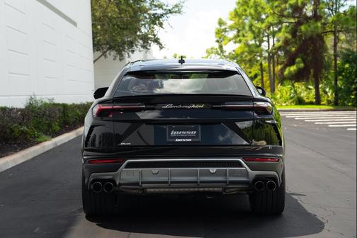 2020 Lamborghini Urus SUV