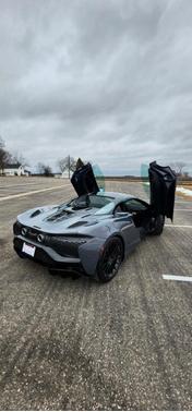 2025 McLaren Artura