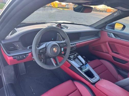 2025 Porsche 911 Carrera S