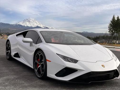 2021 Lamborghini Huracan EVO Coupe