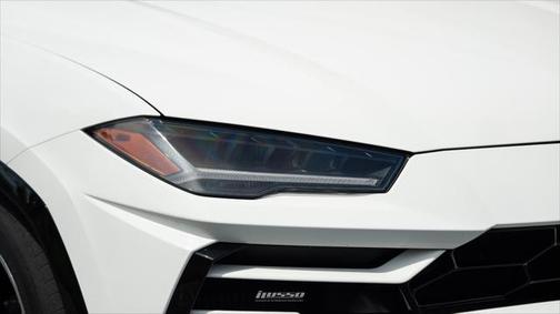 2021 Lamborghini Urus SUV