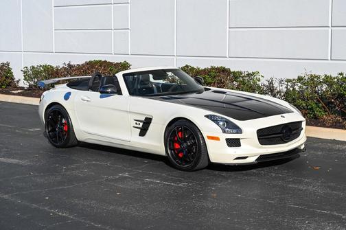 2015 Mercedes-Benz SLS AMG GT Final Edition