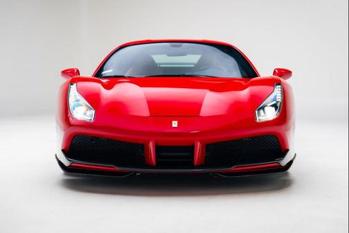 2018 Ferrari 488 GTB Coupe