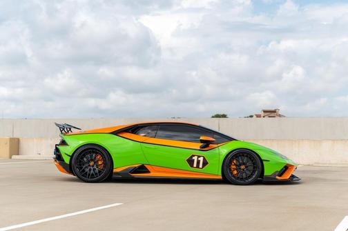 2021 Lamborghini Huracan EVO Coupe