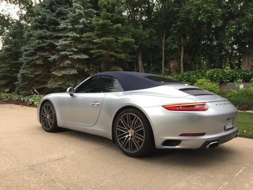 2018 Porsche 911 Carrera