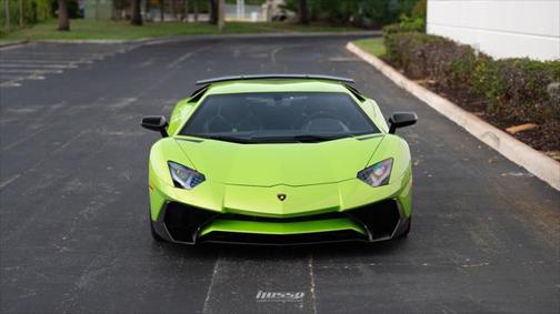 2016 Lamborghini Aventador LP750-4 Superveloce