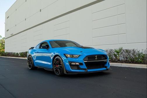 2022 Ford Shelby GT500 Base
