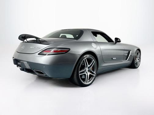 Silver 2014 Mercedes-Benz SLS AMG GT