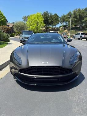 2019 Aston Martin DB11 V8